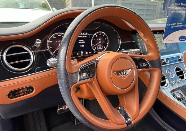 Bentley Continental GT cena 155000 przebieg: 117000, rok produkcji 2020 z Kraków małe 137